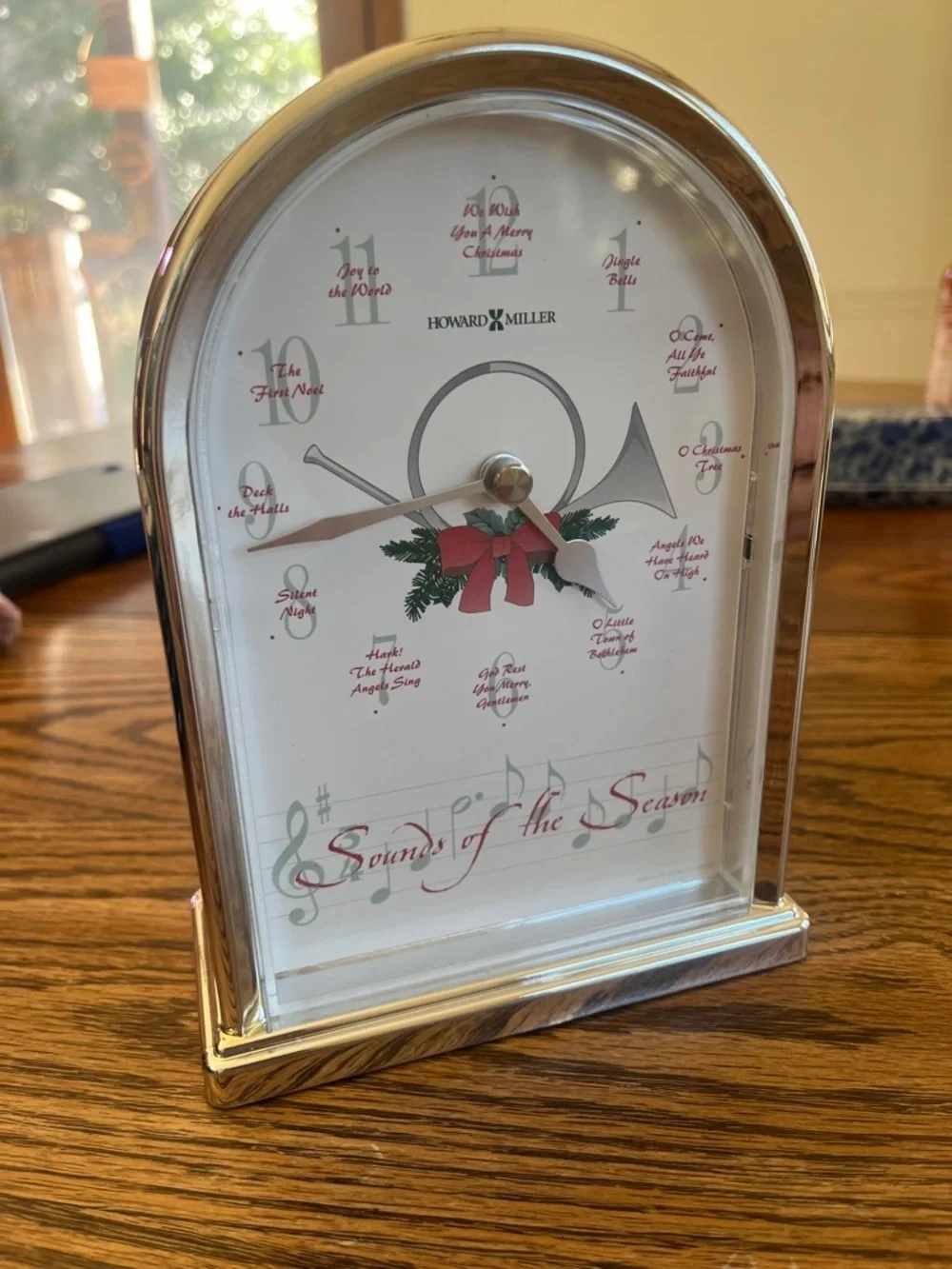 Howard Miller Green 'Sounds of the Season' Holiday Mantel Clock